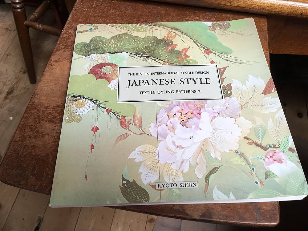 Amazon.co.jp: Textile Dyeing Patterns No 3 : Kyoto Shoin: 洋書